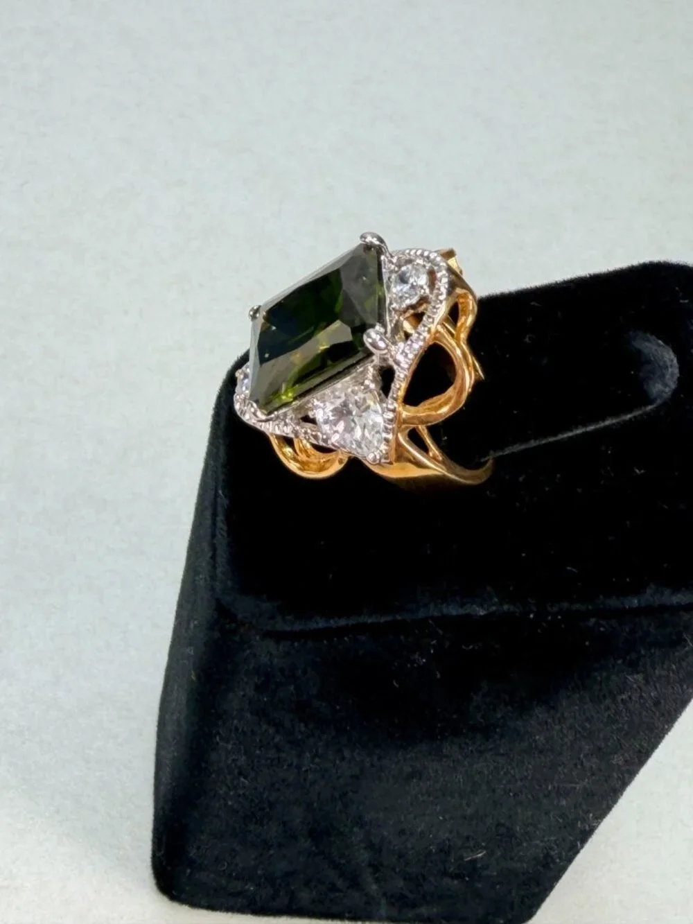 Huge Emerald Cut Green Crystal Statement Ring Gold Tone Cocktail Fashion Gift